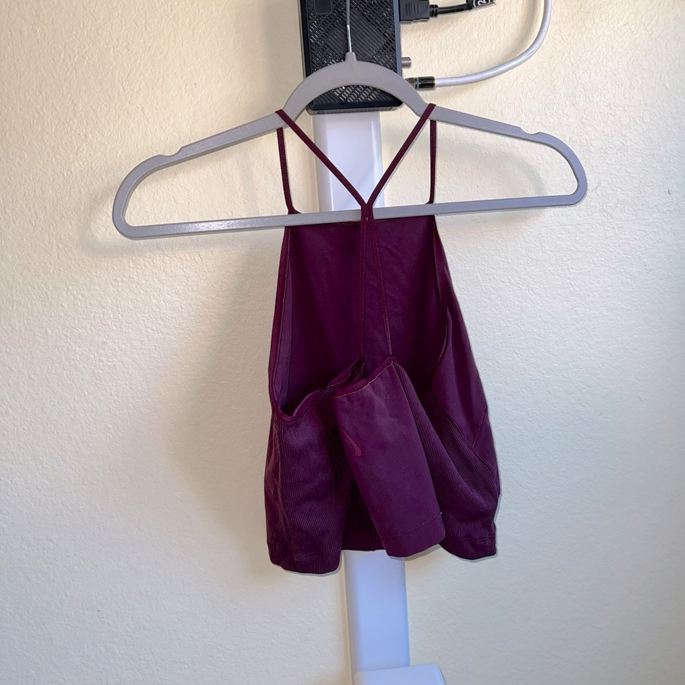 Nike Dryfit Cropped Halter Top - Picture 2 of 2